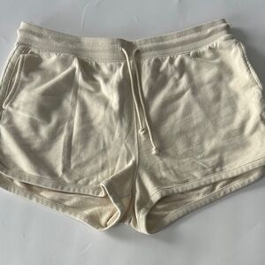 J.Crew Women's Cream Shorts 100% cotton Size XL NWOT